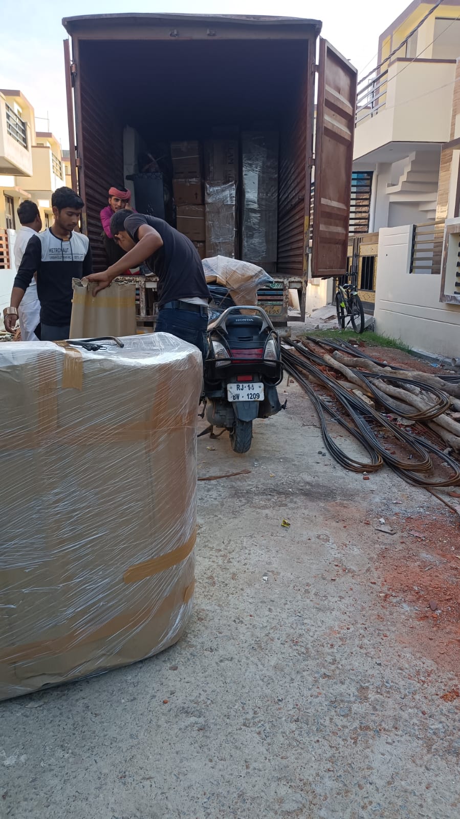 Sanju Logistics gallery